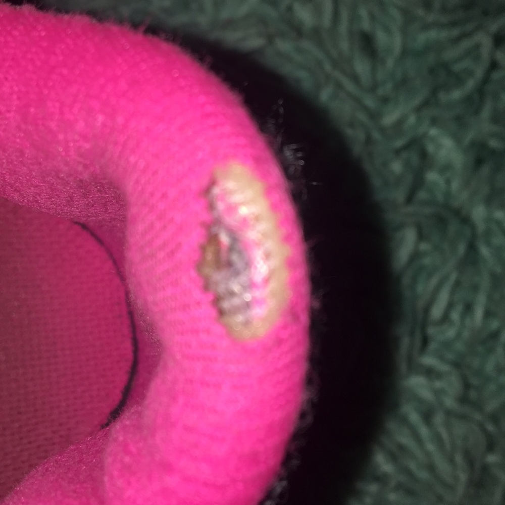 Shoes - Picture 4 of 4